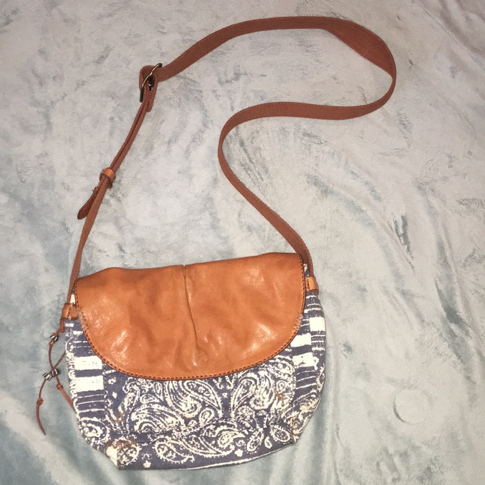 Lucky brand crossbody purse